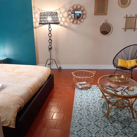 Le 13 Апартаменты Ним