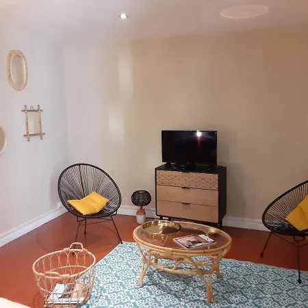 Le 13 Апартаменты Ним